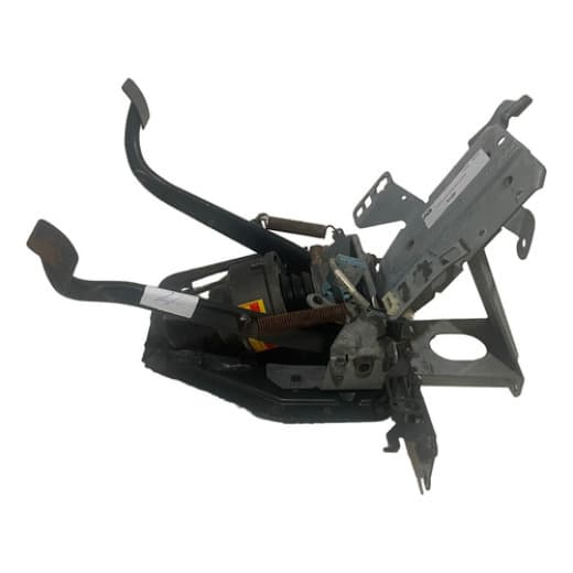 004764 Chapa com Pedaleira Scania