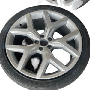 Jogo de Rodas Aro 22 com Pneus - Amarok