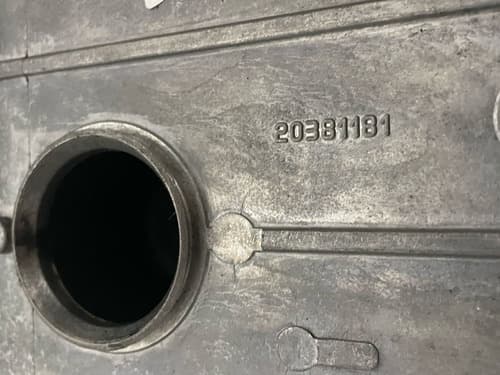 004310 Tampa Distribuição Inferior Volvo Fh