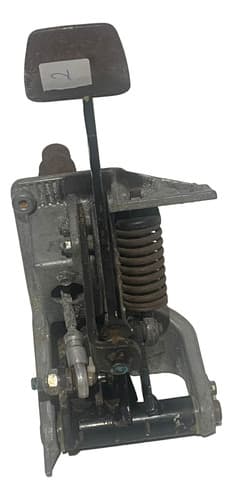 004703 Pedaleira Mercedes Benz 1418/2318/1620/912/914