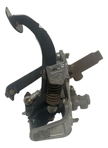 004703 Pedaleira Mercedes Benz 1418/2318/1620/912/914