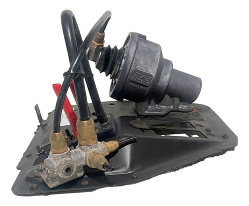 004762 Chapa Pedaleria Scania