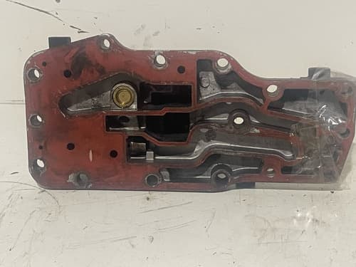 004328 Tampa Suporte Filtro Óleo Trocador Calor Cummins Isb