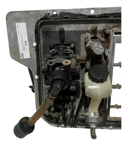 004718 Pedaleira Volvo Fh 2011 8189958 Com Detalhe