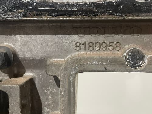 004718 Pedaleira Volvo Fh 2011 8189958 Com Detalhe
