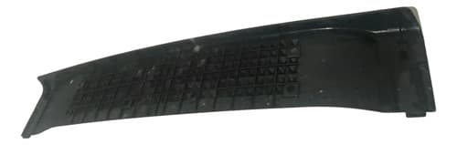 004660 Acabamento Inferior Da Lateral Iveco 504320688