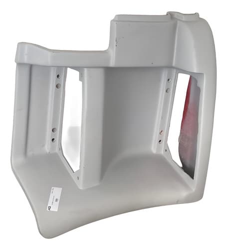 004633 Estribo L/d Volvo Vm Recuperado