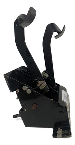 004732 Pedaleira Ford Cargo 816 2014 Xc45 7n546 -bb