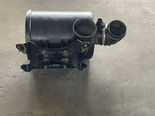 005198 Carcaça Filtro De Ar Accelo Mercedes Benz Sem Tampa