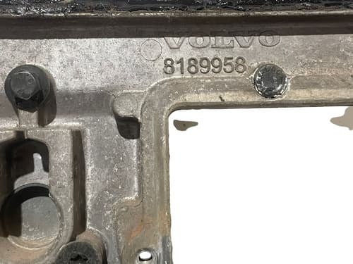 004718 Pedaleira Volvo Fh 2011 8189958 Com Detalhe