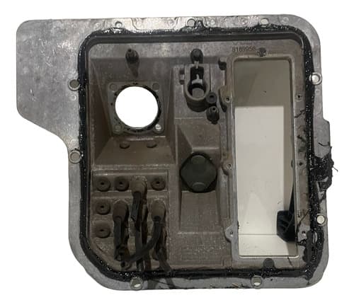 004718 Pedaleira Volvo Fh 2011 8189958 Com Detalhe