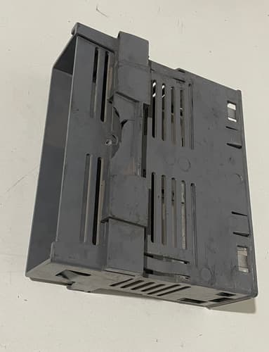 005009 Acabamento Moldura Suporte Para Radio Mercedes Benz