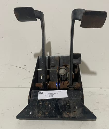 004731 Pedaleira Ford Cargo 816 2014 Xc45 7n546 Bb