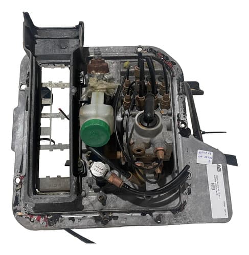 004718 Pedaleira Volvo Fh 2011 8189958 Com Detalhe