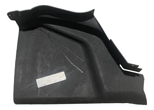 003831 Acabamento Inferior Painel Volvo 0372205