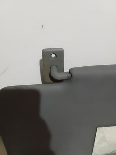 002789 Quebra Sol Mercedes Benz Axor Atego