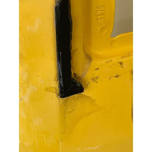 005421 - Porta Usada Original com Detalhe LE VW Constellation