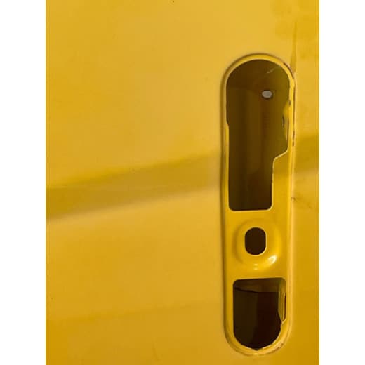 005421 - Porta Usada Original com Detalhe LE VW Constellation