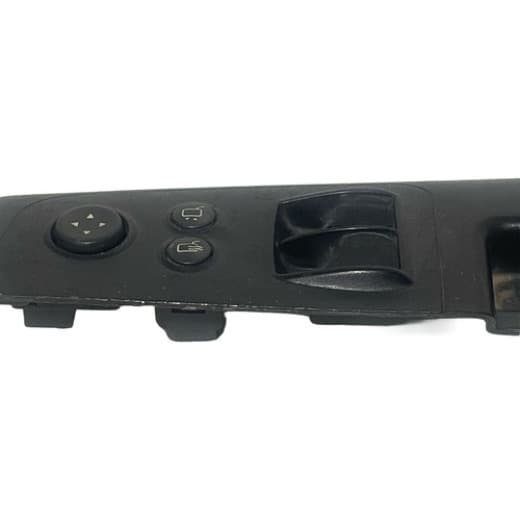004332 Puxador de Porta Dianteiro Esquerdo Iveco Eurocargo
