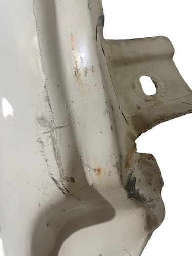 005549 Defletor Da Grade Volvo Vm L/d