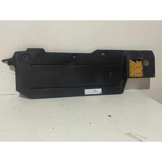 005686 Acabamento de Parachoque Volvo FH New com Detalhe - 82448657