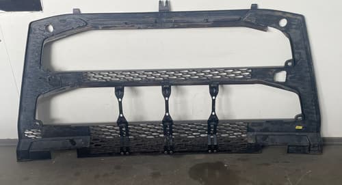 005684 Acabamento Interno Grade Frontal Volvo Fh New