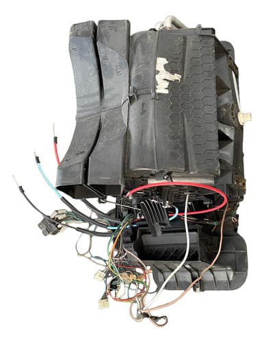 005666 Caixa De Ar Condicionado Vw Constellation Com Detalhe