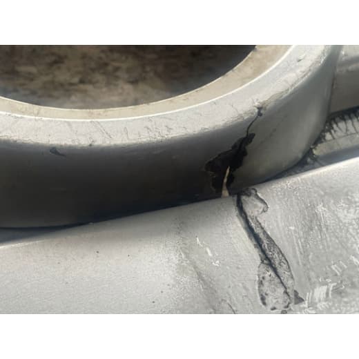 005572 Grade Frontal VW Delivery 8150 Recuperada
