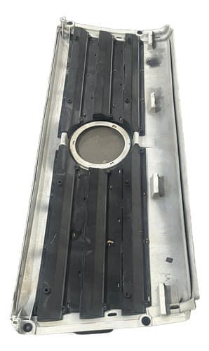 005572 Grade Frontal Vw Delivery Recuperada 8150 Recuperada