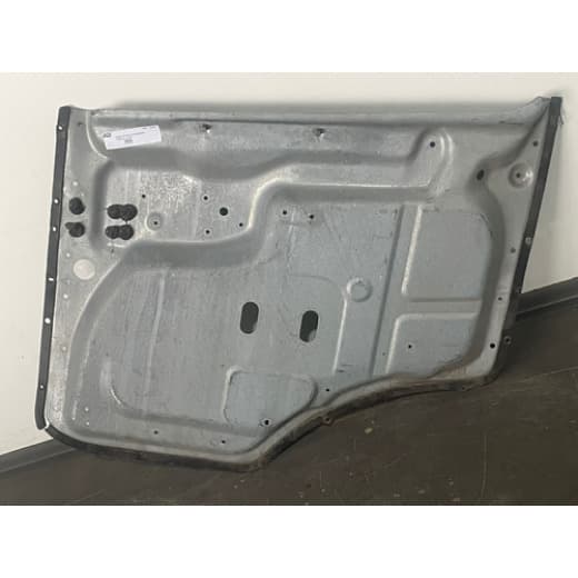 005567 - Forro de Porta Volkswagen Constellation - Cinza - Usado