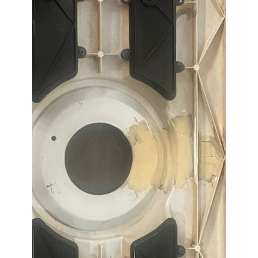 005574 - Grade Dianteira VW Worker 8120/8150/9150 com Detalhe - Usada