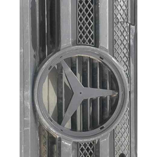 005575 9588880023 Grade Frontal Mercedes Benz Atego