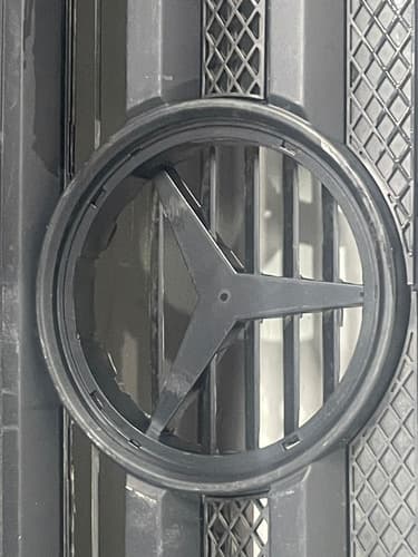 005575 9588880023 Grade Frontal Mercedes Benz Atego