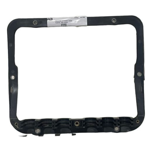 005798 Moldura Externa Caixa de Fusível MB Atego/Axor/Actros