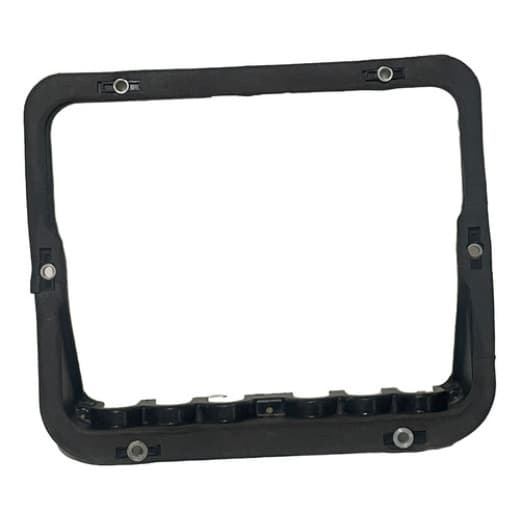 005798 Moldura Externa Caixa de Fusível MB Atego/Axor/Actros