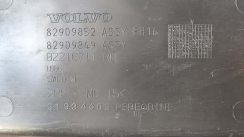 004914 Forro De Porta L/d Volvo 460 540 82218713