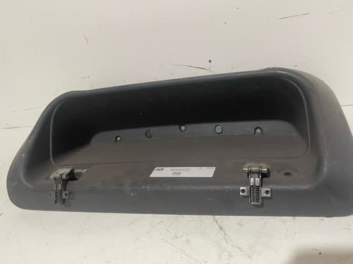 002392 Porta Luvas Iveco Stralis Com Detalhe 1820314001