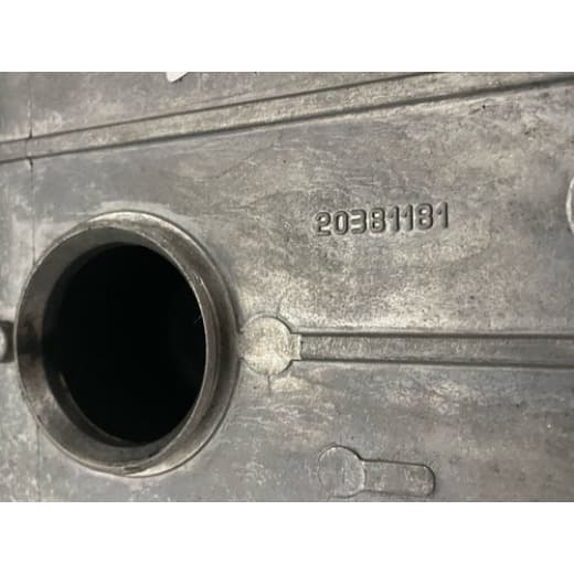004310 Tampa de Distribuição Inferior Volvo FH