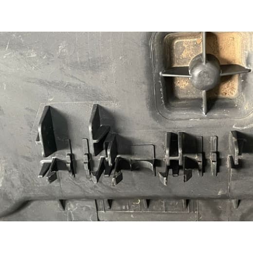 005181 Chapa da Porta Máquina de Vidro MAN TGX L/E
