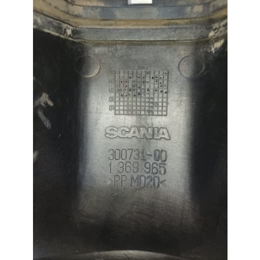 005471 Tampa Inferior Caixa Fiação Conector Para Scania