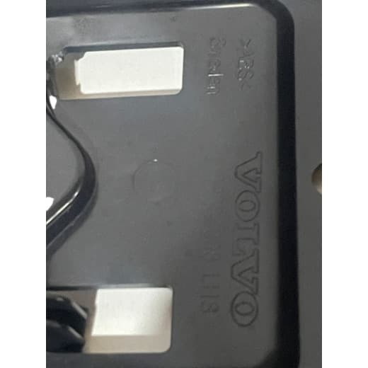 005173 Acabamento Alto Falante Volvo FH 82366068