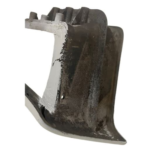 004638 Estribo L/D Iveco Tector Recuperado