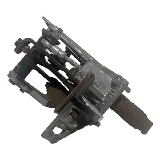 004703 Pedaleira Mercedes Benz 1418/2318/1620/912/914